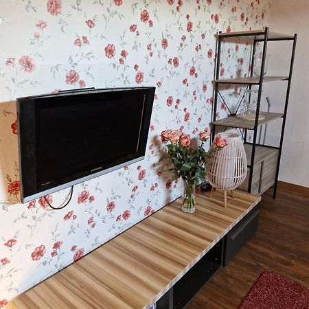 Suur-Sadama Apartment 쿠레사아레 외부 사진